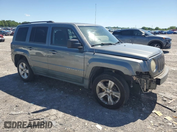2011 Jeep Patriot Latitude z VIN 1J4NF1GB2BD229920, wystawiony jako Copart lot #57548445 z przebiegiem 188 712 mil mil oraz Szkoda całkowita • Salvage title. Historia ofert i sprzedaży dostępna na DreamBid. Obrazek 4.