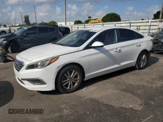 2017 Hyundai Sonata SE z VIN 5NPE24AF7HH594322, wystawiony jako Copart lot #60670455 z przebiegiem 104 296 mil mil oraz Szkoda całkowita • Salvage title. Historia ofert i sprzedaży dostępna na DreamBid. Obrazek 1.