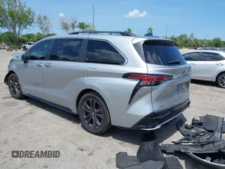 2023 Toyota Sienna XSE с VIN 5TDXRKEC8PS154367, выставлен на аукционе IAAI как лот 42232544 с пробегом 49 547 миль миль и . История ставок и продаж доступна на DreamBid. Изображение 3.