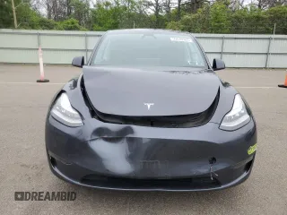2021 Tesla Model Y Long Range z VIN 5YJYGDEE2MF204414, wystawiony jako Copart lot #59010585 z przebiegiem 56 371 mil mil oraz Szkoda całkowita • Salvage title. Historia ofert i sprzedaży dostępna na DreamBid. Obrazek 5.