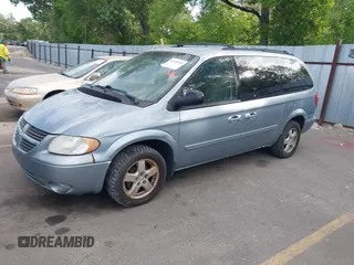 2005 Dodge Caravan SXT z VIN 2D4GP44L25R214770, wystawiony jako IAAI lot #42455359 z przebiegiem 273 979 mil mil oraz . Historia ofert i sprzedaży dostępna na DreamBid. Obrazek 2.
