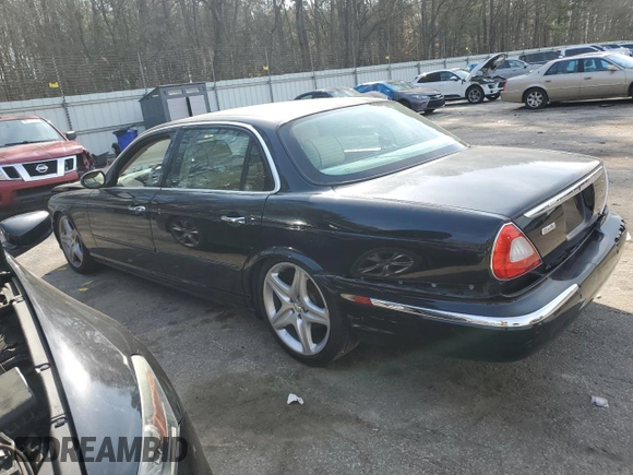 2005 Jaguar XJ Vanden Plas with VIN SAJWA82C55SG43618, listed as a Copart auction lot 47848515 with 237,224 mi miles and Salvage Title. Bid and sale history available at carsss.com. Image 2.