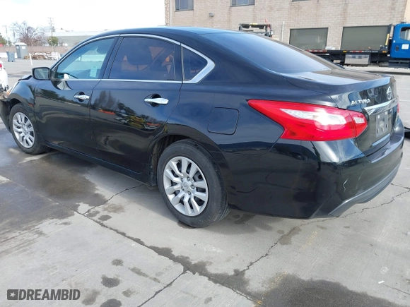 2016 Nissan Altima 2.5 SL with VIN 1N4AL3APXGC138765, listed as a IAAI auction lot 41540035 with 114,966 mi miles. Bid and sale history available at carsss.com. Image 3.