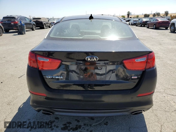 2015 Kia Optima LX z VIN 5XXGM4A78FG354023, wystawiony jako Copart lot #56218145 z przebiegiem 103 054 mil mil oraz Szkoda całkowita • Salvage title. Historia ofert i sprzedaży dostępna na DreamBid. Obrazek 6.