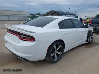 2017 Dodge Charger SE with VIN 2C3CDXBG1HH627970, listed as a IAAI auction lot 41332611 with 91,536 mi miles. Bid and sale history available at carsss.com. Image 4.