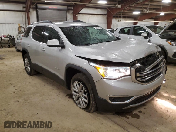 2017 GMC Acadia SLT z VIN 1GKKNMLA5HZ273663, wystawiony jako Copart lot #53331885 z przebiegiem 136 467 mil mil oraz Czysty tytuł • Clean title. Historia ofert i sprzedaży dostępna na DreamBid. Obrazek 4.