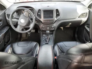 2019 Jeep Cherokee Trailhawk Elite с VIN 1C4PJMBN7KD436769, выставлен на аукционе Copart как лот 87076024 с пробегом 40 150 миль миль и Списание • Salvage title. История ставок и продаж доступна на DreamBid. Изображение 8.