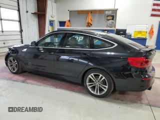 2019 BMW 3 Series 330i xDrive with VIN WBA8Z9C58KB220690, listed as a Copart auction lot 87442724 with 59,204 mi miles and Clean Title. Bid and sale history available at carsss.com. Image 2.
