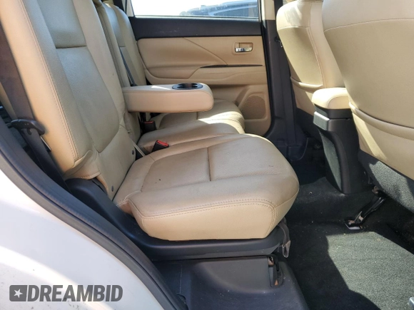 2016 Mitsubishi Outlander GT with VIN JA4JZ4AX2GZ006279, listed as a Copart auction lot 48085325 with 141,794 mi miles and Clean title. Bid and sale history available at DreamBid. Image 11.