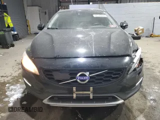 2015 Volvo V60 T5 z VIN YV4612HK1F1001506, wystawiony jako Copart lot #86145044 z przebiegiem 154 826 mil mil oraz Szkoda całkowita • Salvage title. Historia ofert i sprzedaży dostępna na DreamBid. Obrazek 5.