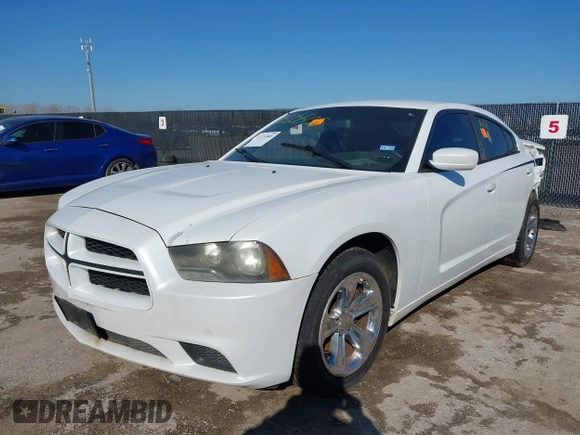 2013 Dodge Charger SE with VIN 2C3CDXBG3DH696590, listed as a IAAI auction lot 41425505 with 234,105 mi miles and . Bid and sale history available at carsss.com. Image 2.
