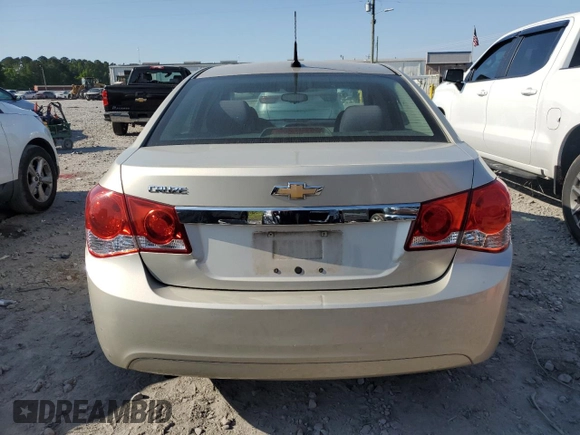 2014 Chevrolet Cruze LS with VIN 1G1PA5SH1E7140089, listed as a Copart auction lot 53641055 with 199,099 mi miles and Clean Title. Bid and sale history available at carsss.com. Image 6.