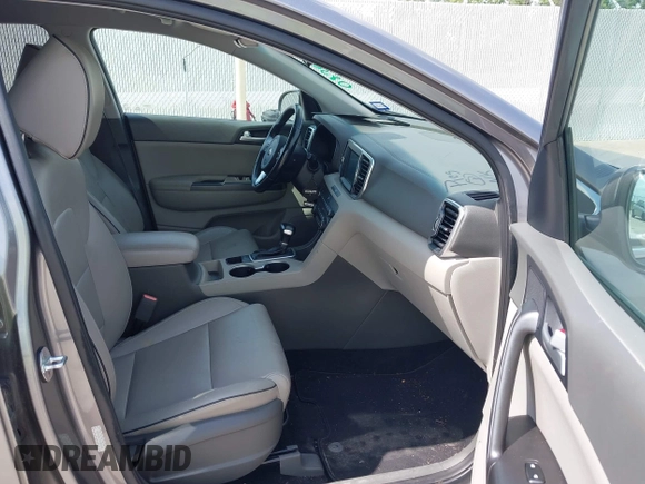 2017 Kia Sportage EX with VIN KNDPN3AC7H7083648, listed as a IAAI auction lot 42464382 with 200,167 mi miles and . Bid and sale history available at DreamBid. Image 5.