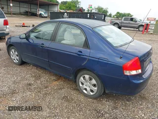 2008 Kia Spectra SX with VIN KNAFE121485518129, listed as a IAAI auction lot 42038466 with 136,642 mi miles. Bid and sale history available at carsss.com. Image 3.