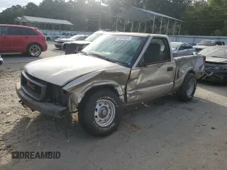 1998 GMC Sonoma with VIN 1GTCS1444WK508883, listed as a Copart auction lot 76282634 with 87,110 mi miles and Salvage Title. Bid and sale history available at carsss.com. Image 1.