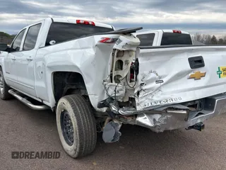2018 Chevrolet Silverado 1500 LT with VIN 1GCUKREC2JF249062, listed as a Copart auction lot 47498315 with 129,645 mi miles and Clean Title. Bid and sale history available at DreamBid. Image 3.
