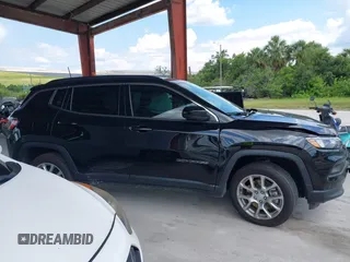 2024 Jeep Compass Latitude Lux с VIN 3C4NJDFN5RT104769, выставлен на аукционе IAAI как лот 42585680 с пробегом 7 162 миль миль и . История ставок и продаж доступна на DreamBid. Изображение 12.