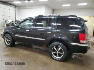 2008 Chrysler Aspen Limited z VIN 1A8HW582X8F122564, wystawiony jako Copart lot #56424765 z przebiegiem 235 977 mil mil oraz Tytuł czysty. Historia ofert i sprzedaży dostępna na DreamBid. Obrazek 2.