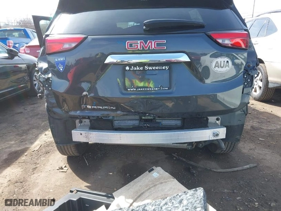 2018 GMC Terrain SLE with VIN 3GKALMEV8JL353022, listed as a IAAI auction lot 41685238 with 106,791 mi miles. Bid and sale history available at carsss.com. Image 6.