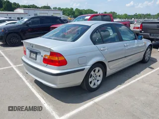 2004 BMW 3 Series 325i z VIN WBAET37424NJ80644, wystawiony jako IAAI lot #42116677 z przebiegiem 143 207 mil mil oraz . Historia ofert i sprzedaży dostępna na DreamBid. Obrazek 4.