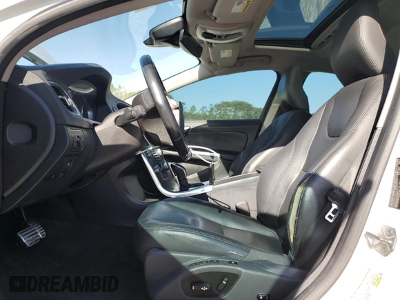 2016 Volvo S60 T5 Drive-E Premier with VIN YV126MFK7G2397660, listed as a Copart auction lot 50370265 with 85,881 mi miles and Salvage Title. Bid and sale history available at carsss.com. Image 7.