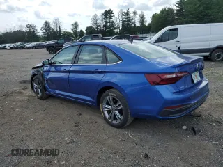 2024 Volkswagen Jetta SE with VIN 3VWEM7BU9RM034898, listed as a Copart auction lot 62858645 with 30,072 mi miles and Clean title. Bid and sale history available at DreamBid. Image 2.