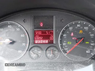 2006 Volkswagen Jetta 2.5L z VIN 3VWRF71K76M625318, wystawiony jako IAAI lot #41872926 z przebiegiem 69 892 mil mil oraz . Historia ofert i sprzedaży dostępna na DreamBid. Obrazek 7.
