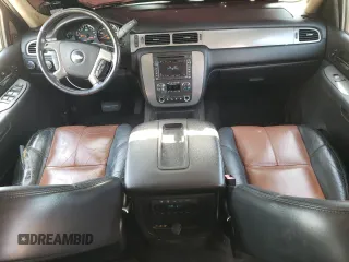 2008 Chevrolet Tahoe 3LT z VIN 1GNFK13008R129361, wystawiony jako Copart lot #49392315 z przebiegiem 172 511 mil mil oraz Szkoda całkowita • Salvage title. Historia ofert i sprzedaży dostępna na DreamBid. Obrazek 8.