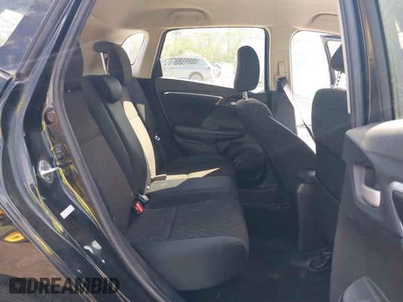 2016 Honda Fit LX with VIN JHMGK5H57GS010902, listed as a IAAI auction lot 41902395 with 124,531 mi miles. Bid and sale history available at carsss.com. Image 8.