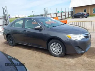 2012 Toyota Camry L z VIN 4T1BF1FK7CU170144, wystawiony jako IAAI lot #42184180 z przebiegiem 73 931 mil mil oraz . Historia ofert i sprzedaży dostępna na DreamBid. Obrazek 13.