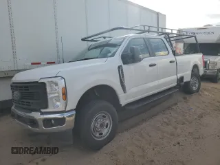 2024 Ford Super Duty F-250 SRW XL with VIN 1FT7W2BA3REC85890, listed as a Copart auction lot 45384685 with 12,884 mi miles and Salvage Title. Bid and sale history available at carsss.com. Image 1.