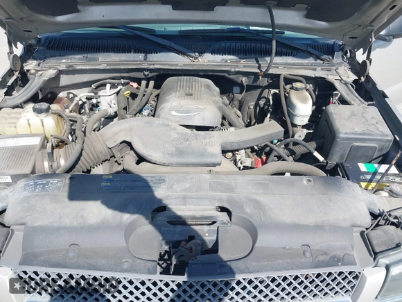 2004 Chevrolet Avalanche z VIN 3GNEC12T34G179833, wystawiony jako IAAI lot #42004426 z przebiegiem 174 329 mil mil oraz . Historia ofert i sprzedaży dostępna na DreamBid. Obrazek 10.