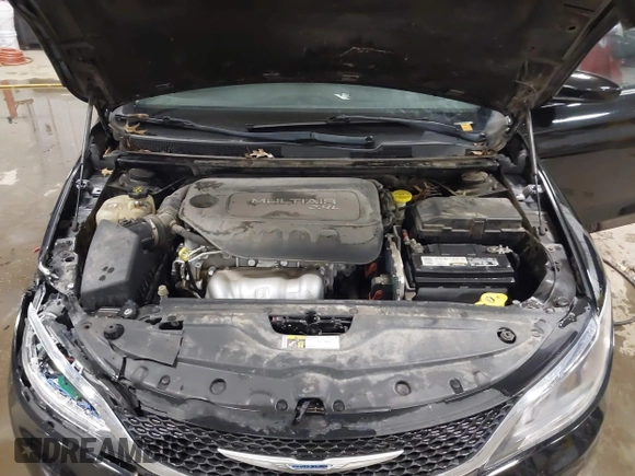 2015 Chrysler 200 Limited with VIN 1C3CCCAB9FN690174, listed as a IAAI auction lot 41330163 with 123,633 mi miles and . Bid and sale history available at carsss.com. Image 10.