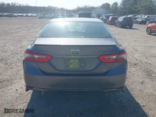2018 Toyota Camry LE with VIN 4T1B11HK6JU012211, listed as a IAAI auction lot 41793663 with 79,695 mi miles. Bid and sale history available at carsss.com. Image 16.