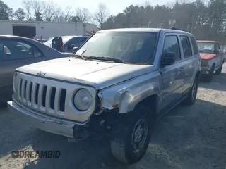 2013 Jeep Patriot Sport with VIN 1C4NJRBB6DD262920, listed as a IAAI auction lot 41779403 with 145,444 mi miles and . Bid and sale history available at carsss.com. Image 2.