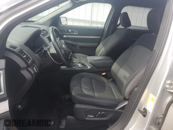 2018 Ford Explorer XLT with VIN 1FM5K7DH3JGA40649, listed as a Copart auction lot 60097085 with 326,069 mi miles and Clean title. Bid and sale history available at DreamBid. Image 7.
