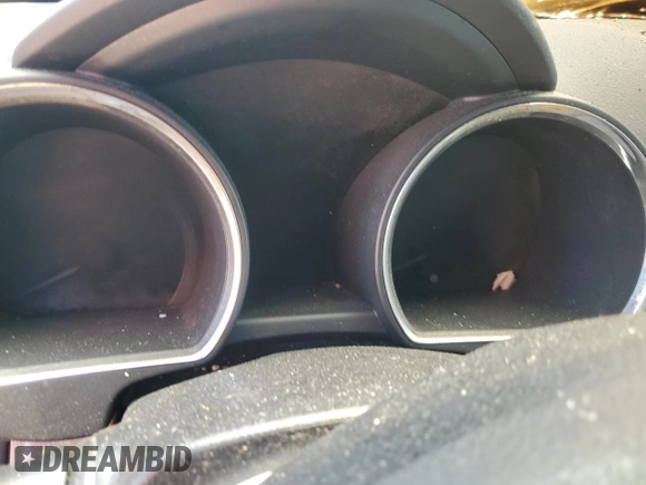 2010 Toyota Highlander Limited with VIN JTEJW3EHXA2041336, listed as a Copart auction lot 58574865 with Not provided miles and Salvage title. Bid and sale history available at DreamBid. Image 9.