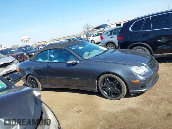 2005 Mercedes-Benz CLK-Class AMG with VIN WDBTK76G35T040484, listed as a IAAI auction lot 41741145 with 36,299 mi miles. Bid and sale history available at carsss.com. Image 13.