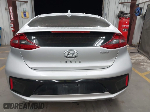 2018 Hyundai Ioniq SEL z VIN KMHC75LC2JU071766, wystawiony jako IAAI lot #42334469 z przebiegiem 78 987 mil mil oraz . Historia ofert i sprzedaży dostępna na DreamBid. Obrazek 16.