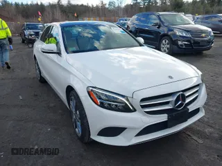 2021 Mercedes-Benz C 300 z VIN W1KWF8EB5MR605575, wystawiony jako IAAI lot #41042025 z przebiegiem 25 639 mil mil oraz . Historia ofert i sprzedaży dostępna na DreamBid. Obrazek 1.