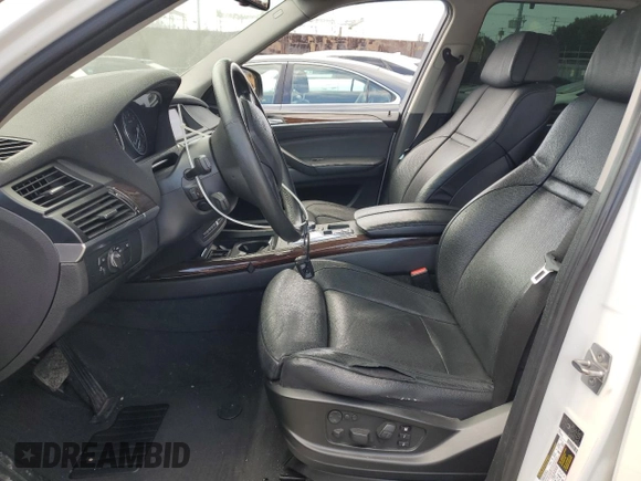 2011 BMW X5 35i with VIN 5UXZV4C55BL406427, listed as a Copart auction lot 50256895 with 155,662 mi miles and Salvage Title. Bid and sale history available at carsss.com. Image 7.