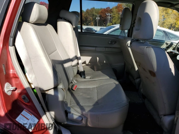2005 Suzuki XL7 LX z VIN JS3TX92V154103614, wystawiony jako Copart lot #76674644 z przebiegiem 153 390 mil mil oraz Czysty tytuł • Clean title. Historia ofert i sprzedaży dostępna na DreamBid. Obrazek 11.