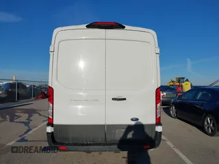 2022 Ford Transit Cargo with VIN 1FTBR1C89NKA35525, listed as a IAAI auction lot 41852853 with Not Provided miles and . Bid and sale history available at DreamBid. Image 17.