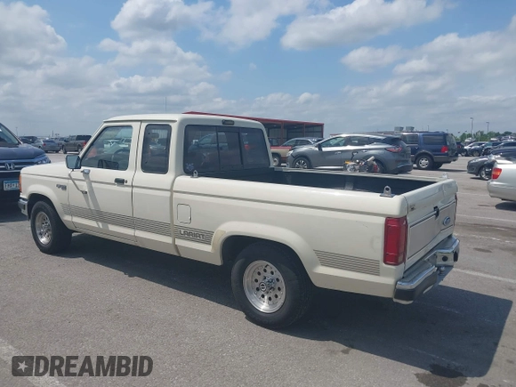 1990 Ford Ranger z VIN 1FTCR14T2LPB21654, wystawiony jako IAAI lot #42270150 z przebiegiem 92 465 mil mil oraz . Historia ofert i sprzedaży dostępna na DreamBid. Obrazek 3.