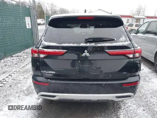 2023 Mitsubishi Outlander SE with VIN JA4J4UA88PZ009551, listed as a IAAI auction lot 41645975 with 51,945 mi miles. Bid and sale history available at carsss.com. Image 16.