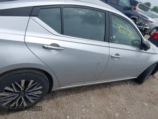 2024 Nissan Altima SV z VIN 1N4BL4DV9RN376831, wystawiony jako IAAI lot #42267436 z przebiegiem 24 996 mil mil oraz . Historia ofert i sprzedaży dostępna na DreamBid. Obrazek 12.