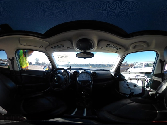 2013 MINI Countryman S ALL4 with VIN WMWZC5C58DWP30774, listed as a IAAI auction lot 41637209 with 101,540 mi miles and . Bid and sale history available at DreamBid. Image 19.