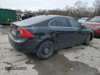 2015 Volvo S60 T5 Platinum with VIN YV1612TM5F1341358, listed as a Copart auction lot 46042365 with 0 mi miles and Salvage Title. Bid and sale history available at carsss.com. Image 3.