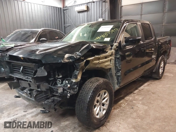 2024 Nissan Frontier Pro-4X with VIN 1N6ED1EK2RN643036, listed as a IAAI auction lot 41395401 with 24,799 mi miles and . Bid and sale history available at DreamBid. Image 2.