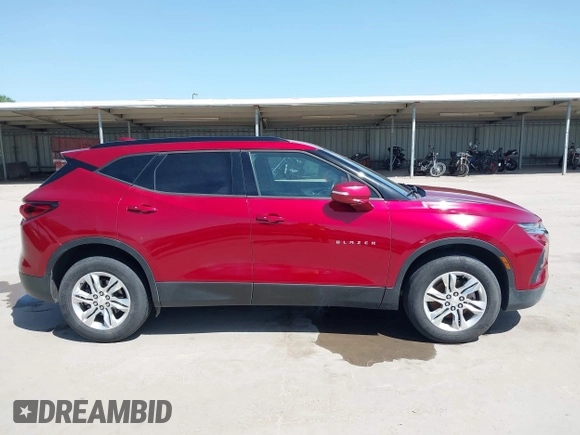 2019 Chevrolet Blazer z VIN 3GNKBCRS6KS643531, wystawiony jako IAAI lot #42308910 z przebiegiem 54 053 mil mil oraz . Historia ofert i sprzedaży dostępna na DreamBid. Obrazek 13.